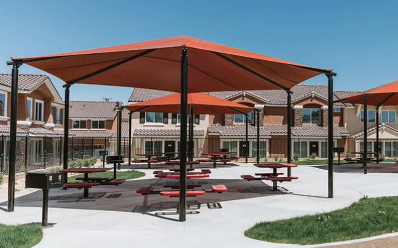 St George Pools - Hexagon Shade Structure