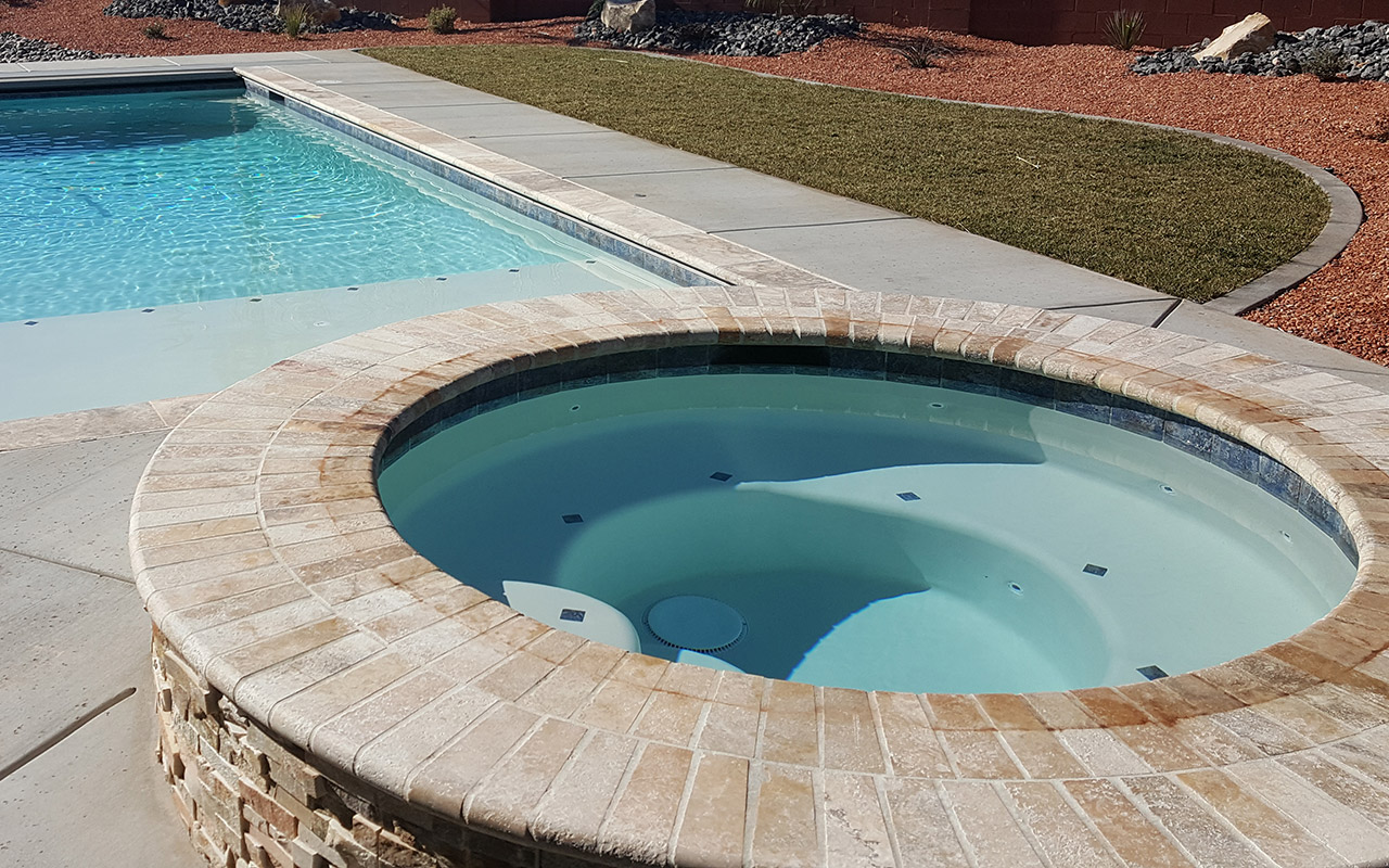 St George Pools - Raised Hot Tub / Spa